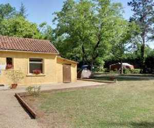 panorama intérieur terrain de camping la chêneraie vallée du lot